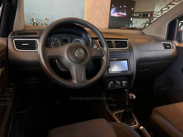 VOLKSWAGEN - FOX - 2013/2013 - Cinza - R$ 41.900,00