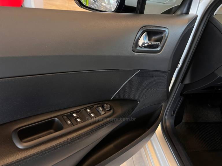 PEUGEOT - 408 - 2013/2014 - Prata - R$ 37.900,00