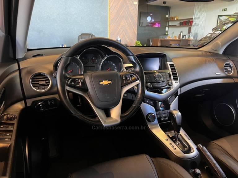CHEVROLET - CRUZE - 2014/2014 - Branca - R$ 72.900,00