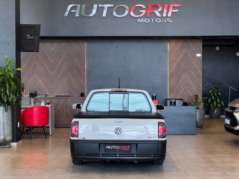 VOLKSWAGEN - SAVEIRO - 2009/2009 - Branca - R$ 51.900,00