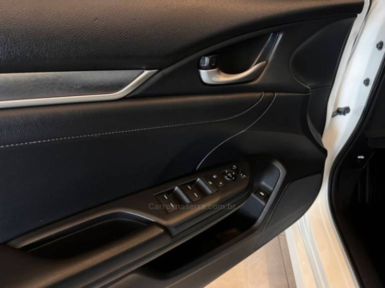 HONDA - CIVIC - 2019/2019 - Branca - R$ 138.900,00