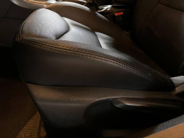 PEUGEOT - 408 - 2013/2014 - Prata - R$ 37.900,00