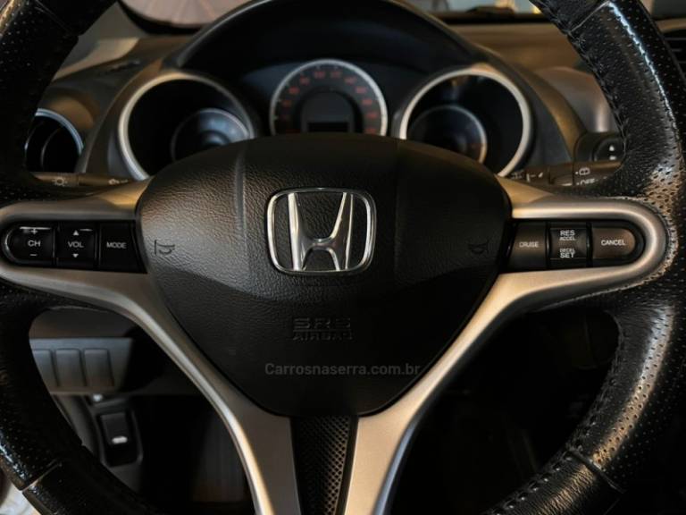 HONDA - FIT - 2010/2010 - Prata - R$ 47.900,00