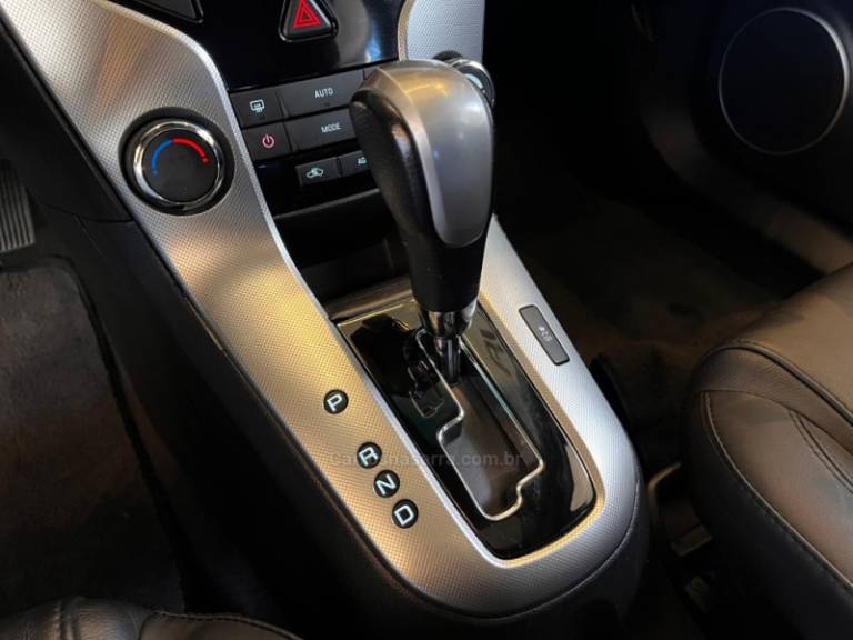 CHEVROLET - CRUZE - 2014/2014 - Branca - R$ 72.900,00