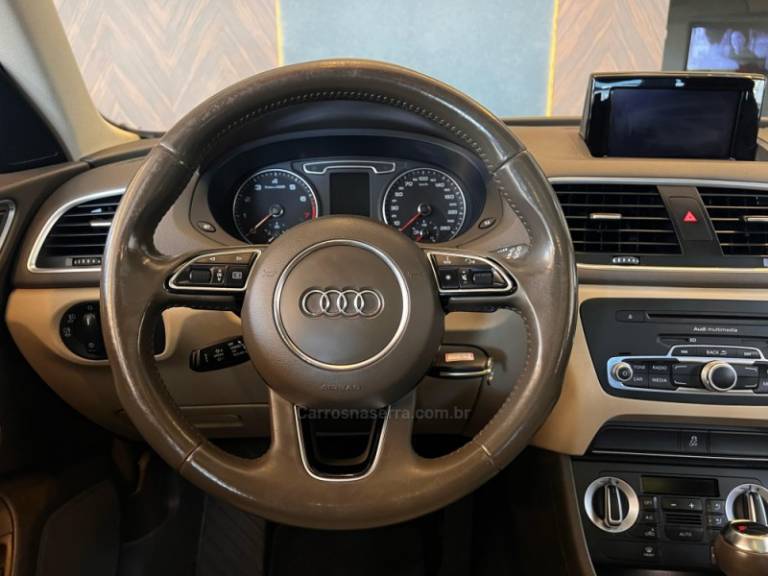 AUDI - Q3 - 2015/2015 - Branca - R$ 92.900,00