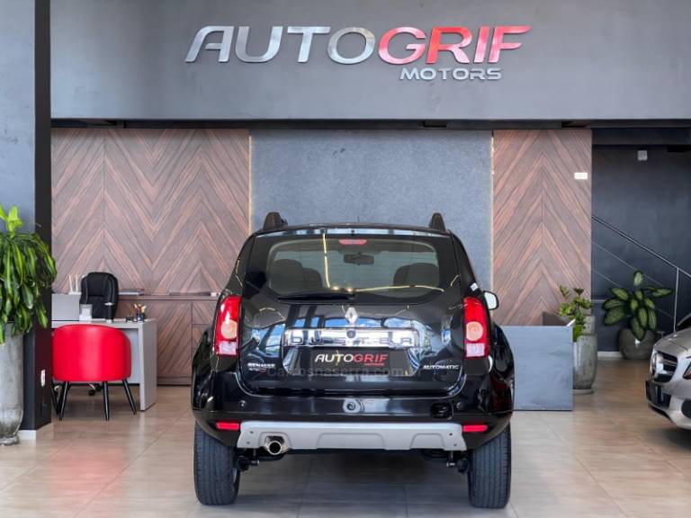 RENAULT - DUSTER - 2014/2015 - Preta - R$ 54.900,00