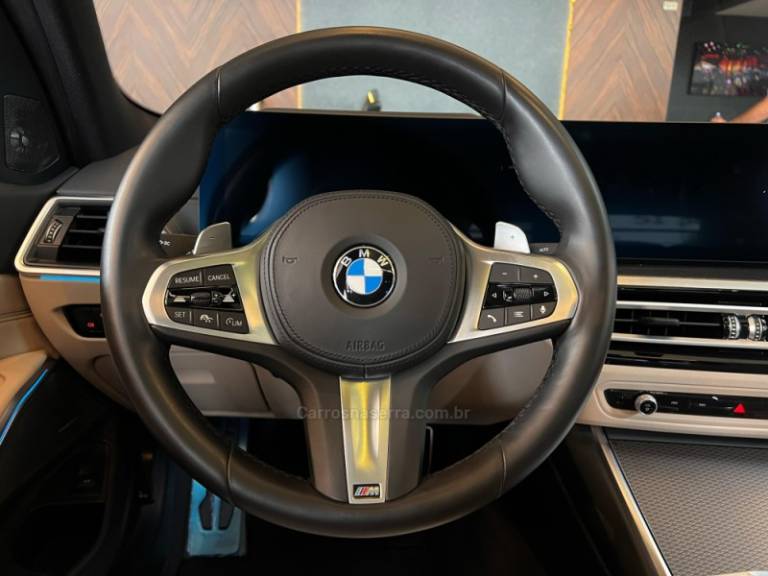 BMW - 320I - 2022/2023 - Cinza - R$ 319.900,00