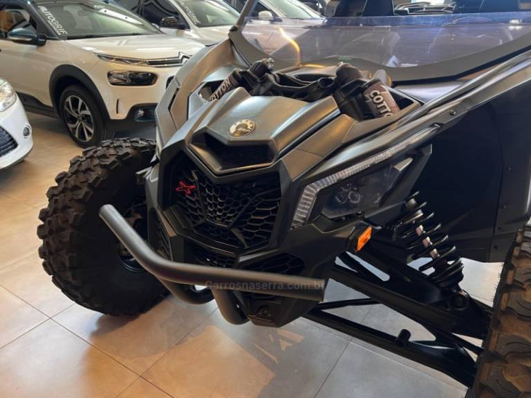 CAN-AM - MAVERICK XRS - 2018/2018 - Preta - R$ 124.900,00