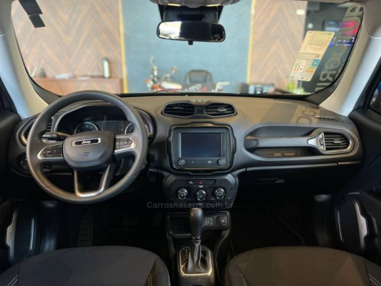 JEEP - RENEGADE - 2023/2024 - Cinza - R$ 108.900,00