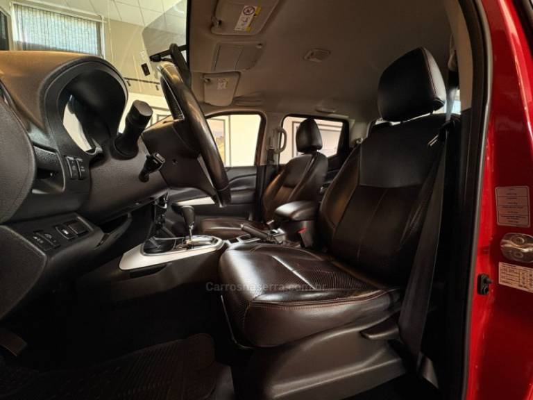 NISSAN - FRONTIER - 2020/2020 - Vermelha - R$ 147.900,00