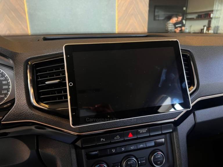 VOLKSWAGEN - AMAROK - 2019/2019 - Preta - R$ 154.900,00