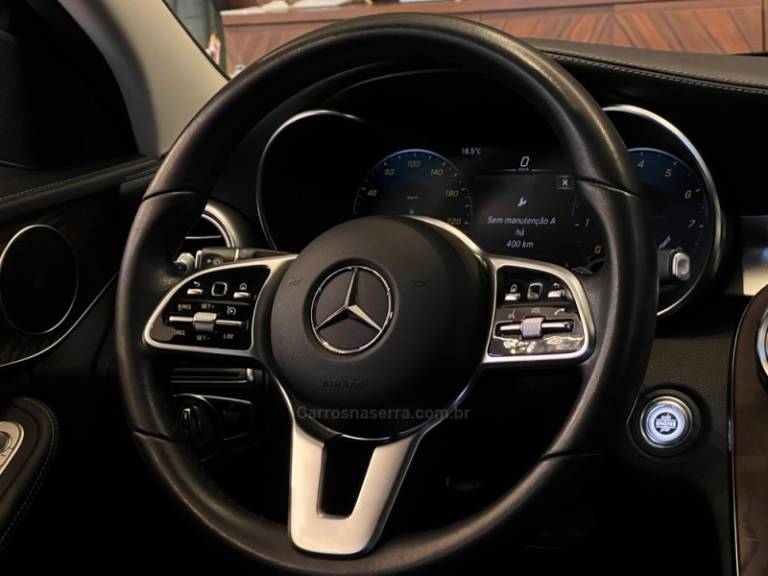 MERCEDES-BENZ - C 180 - 2019/2020 - Azul - R$ 158.900,00