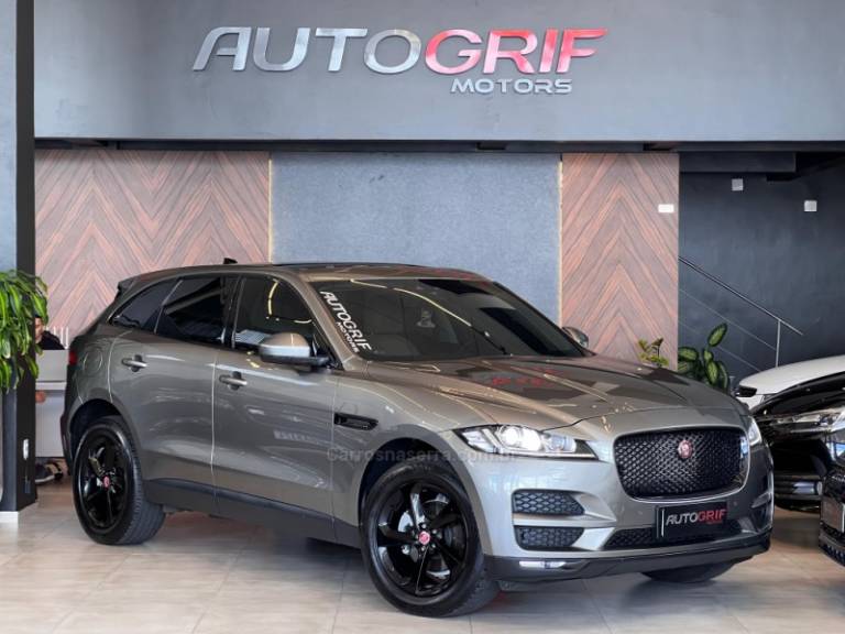 JAGUAR - F-PACE - 2018/2019 - Cinza - R$ 228.900,00