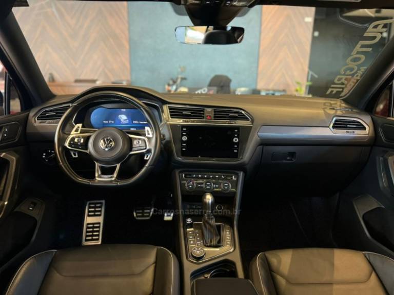 VOLKSWAGEN - TIGUAN - 2018/2018 - Preta - R$ 159.900,00