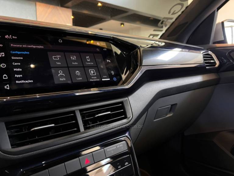 VOLKSWAGEN - T-CROSS - 2021/2022 - Prata - R$ 109.900,00