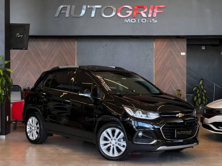 CHEVROLET - TRACKER - 2018/2018 - Preta - R$ 89.900,00