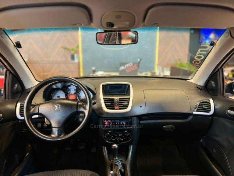 PEUGEOT - 207 - 2012/2013 - Bronze - R$ 27.900,00