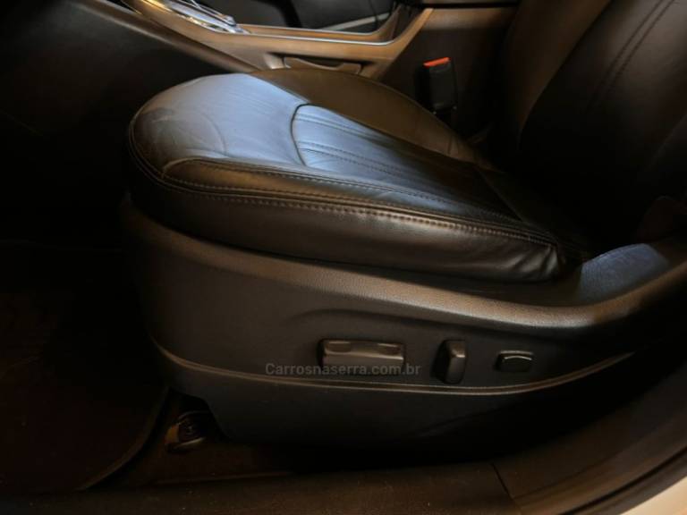 KIA MOTORS - SPORTAGE - 2016/2016 - Branca - R$ 89.900,00