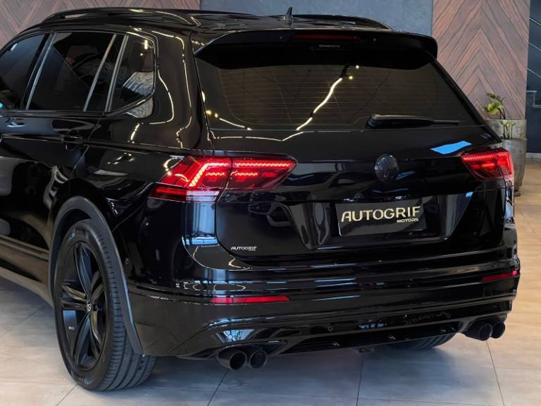 VOLKSWAGEN - TIGUAN - 2018/2018 - Preta - R$ 159.900,00