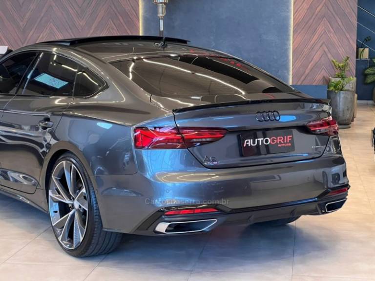 AUDI - A5 - 2020/2021 - Cinza - R$ 324.900,00