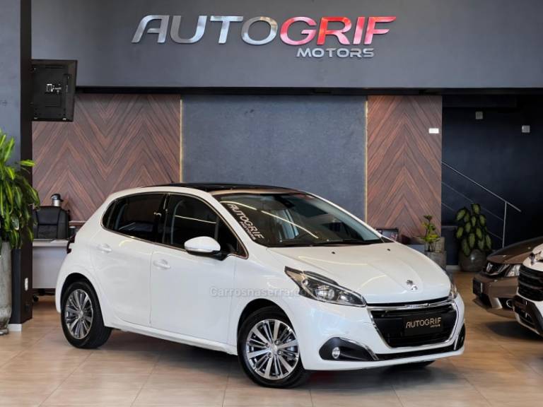PEUGEOT - 208 - 2017/2017 - Branca - R$ 58.900,00