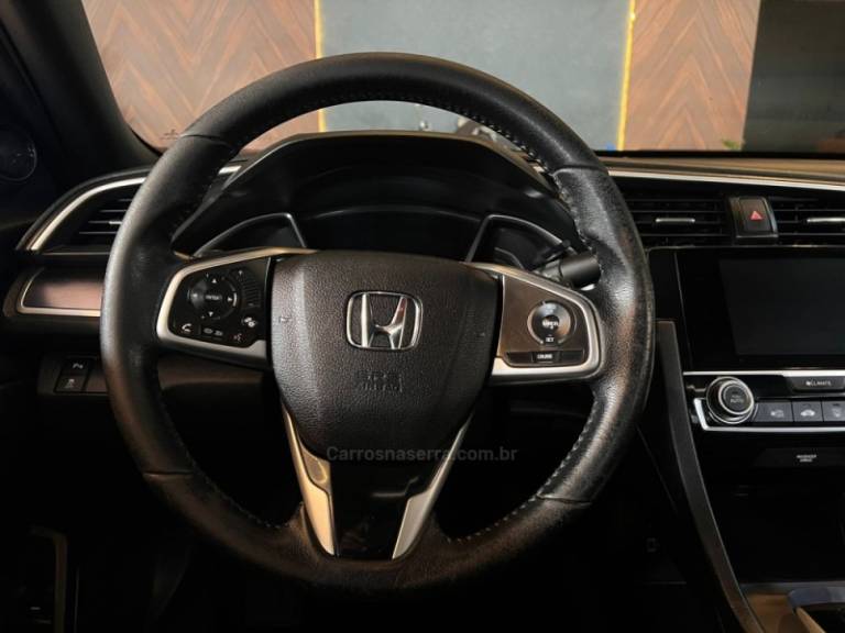 HONDA - CIVIC - 2017/2017 - Branca - R$ 127.900,00