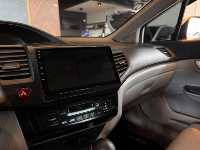 HONDA - CIVIC - 2016/2016 - Branca - R$ 81.900,00