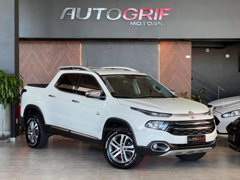 FIAT - TORO - 2017/2018 - Branca - R$ 91.900,00