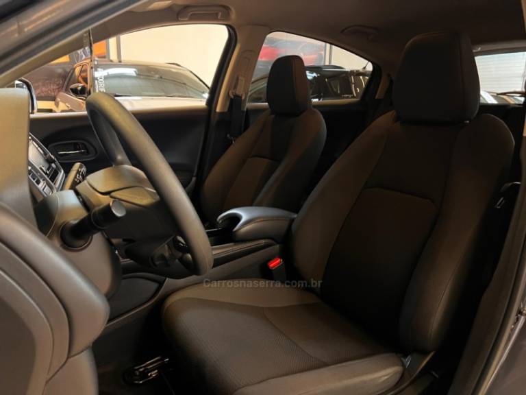 HONDA - HR-V - 2020/2020 - Cinza - R$ 108.900,00