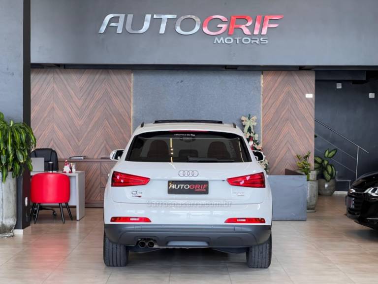 AUDI - Q3 - 2014/2015 - Branca - R$ 97.900,00