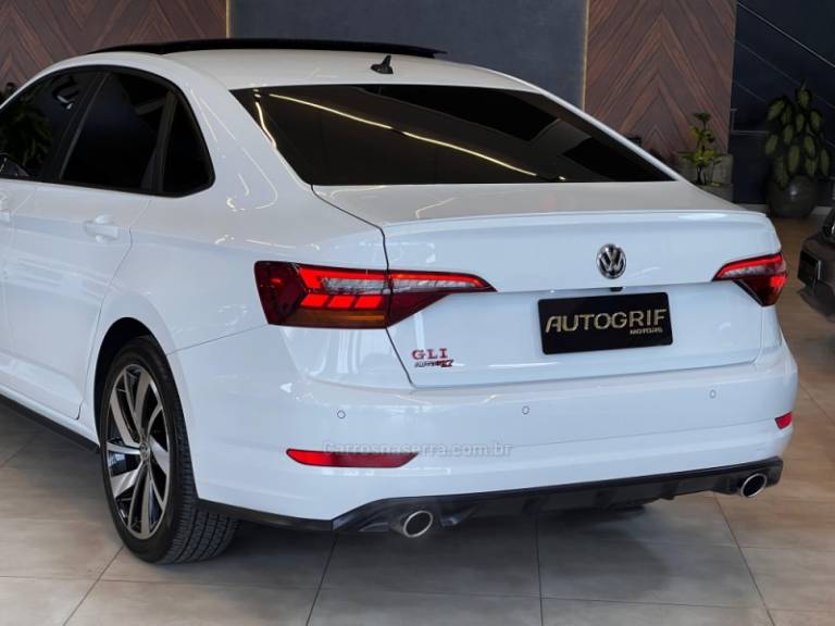 VOLKSWAGEN - JETTA - 2019/2019 - Branca - R$ 163.900,00