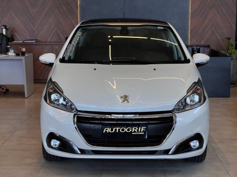 PEUGEOT - 208 - 2017/2017 - Branca - R$ 58.900,00