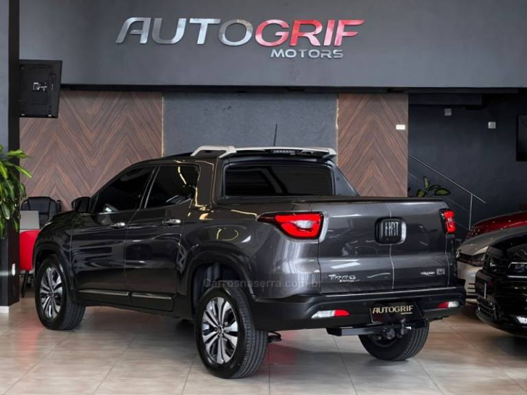 FIAT - TORO - 2021/2022 - Cinza - R$ 128.900,00