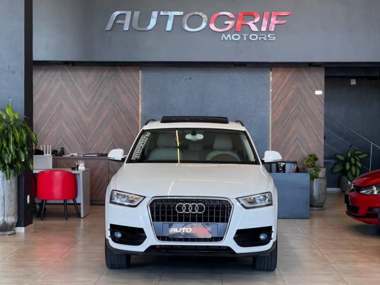 AUDI - Q3 - 2015/2015 - Branca - R$ 92.900,00