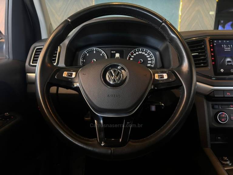 VOLKSWAGEN - AMAROK - 2022/2023 - Branca - R$ 208.900,00