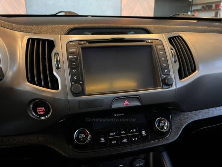 KIA MOTORS - SPORTAGE - 2016/2016 - Branca - R$ 89.900,00