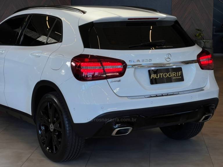 MERCEDES-BENZ - GLA 200 - 2019/2019 - Branca - R$ 133.900,00