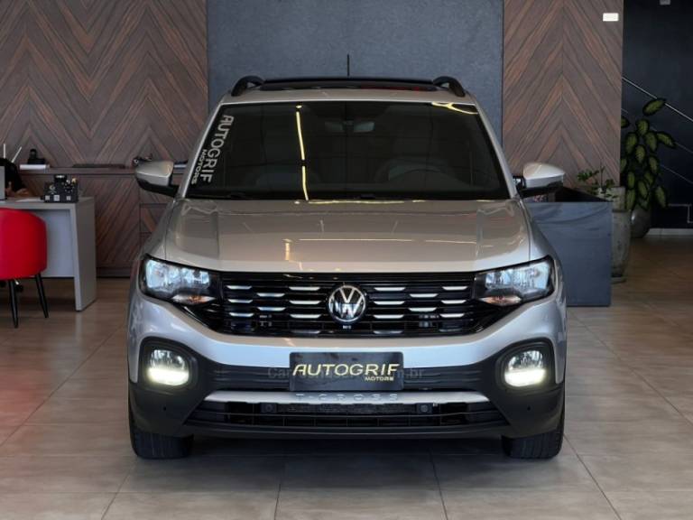 VOLKSWAGEN - T-CROSS - 2021/2022 - Prata - R$ 109.900,00