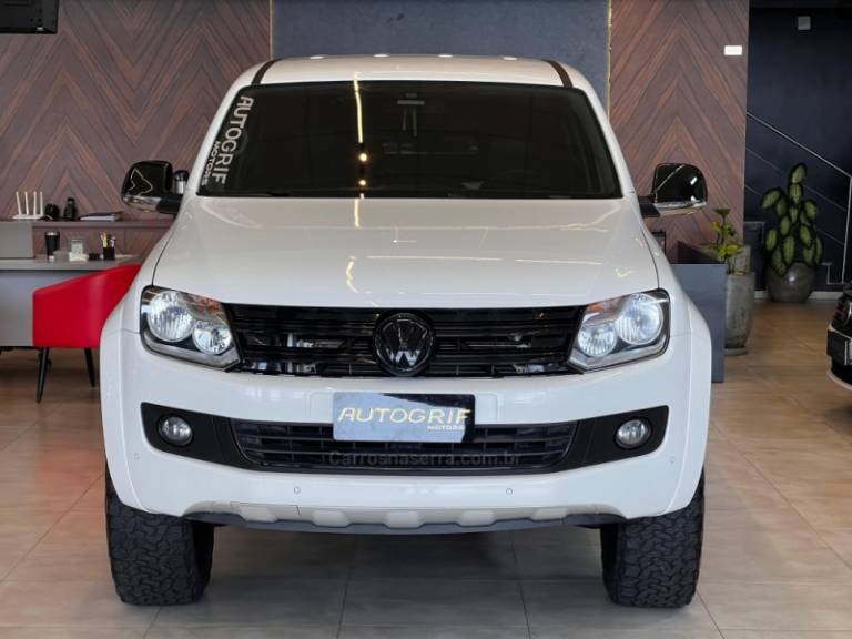 VOLKSWAGEN - AMAROK - 2015/2016 - Branca - R$ 118.900,00