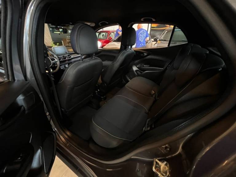 FIAT - ARGO - 2021/2021 - Cinza - R$ 75.900,00