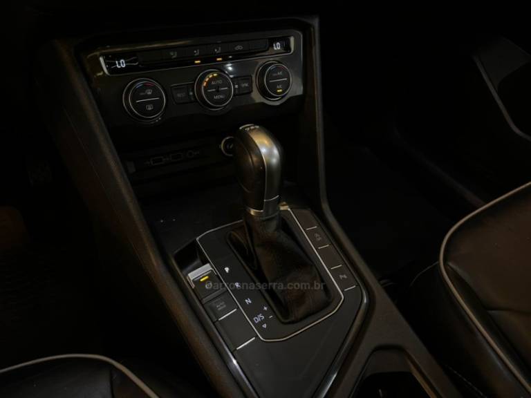 VOLKSWAGEN - TIGUAN - 2019/2019 - Branca - R$ 118.900,00
