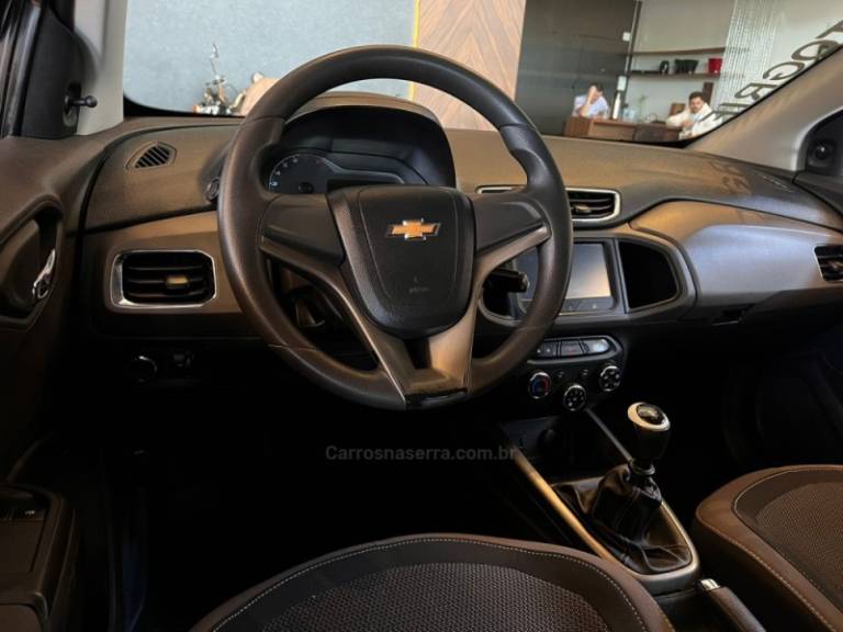 CHEVROLET - PRISMA - 2015/2015 - Prata - R$ 51.900,00