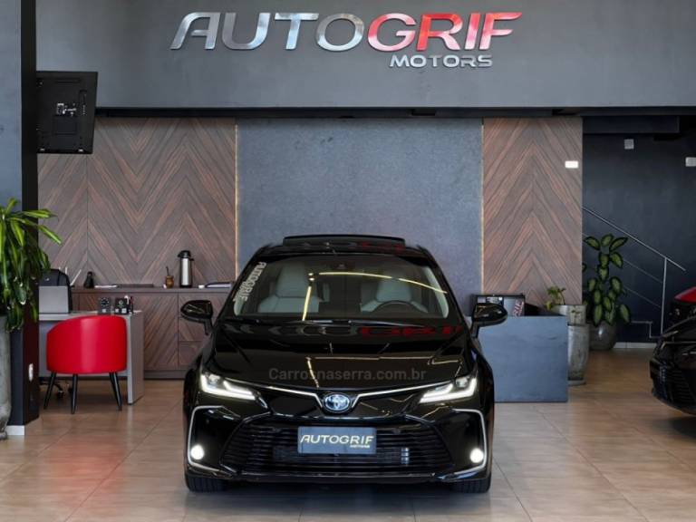 TOYOTA - COROLLA - 2021/2021 - Preta - R$ 138.900,00