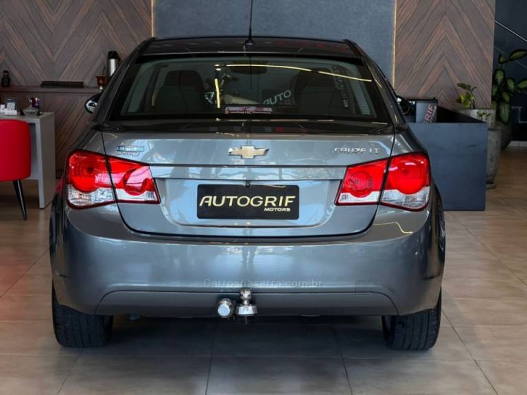 CHEVROLET - CRUZE - 2013/2013 - Cinza - R$ 57.900,00